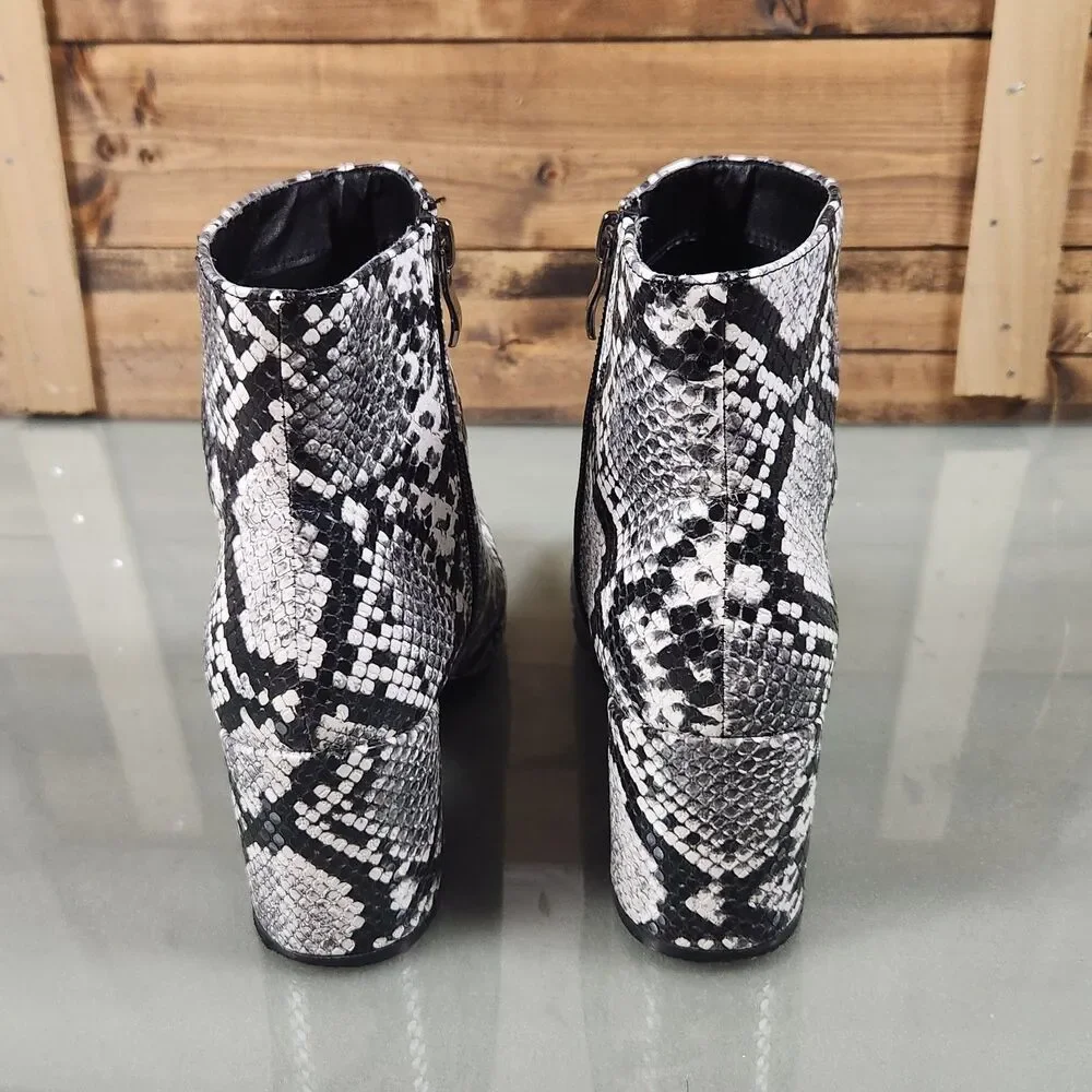 Catherine Malandrino Snakeskin Ankle Boots Womens 6 Block Heel Zip Booties - Picture 8 of 15